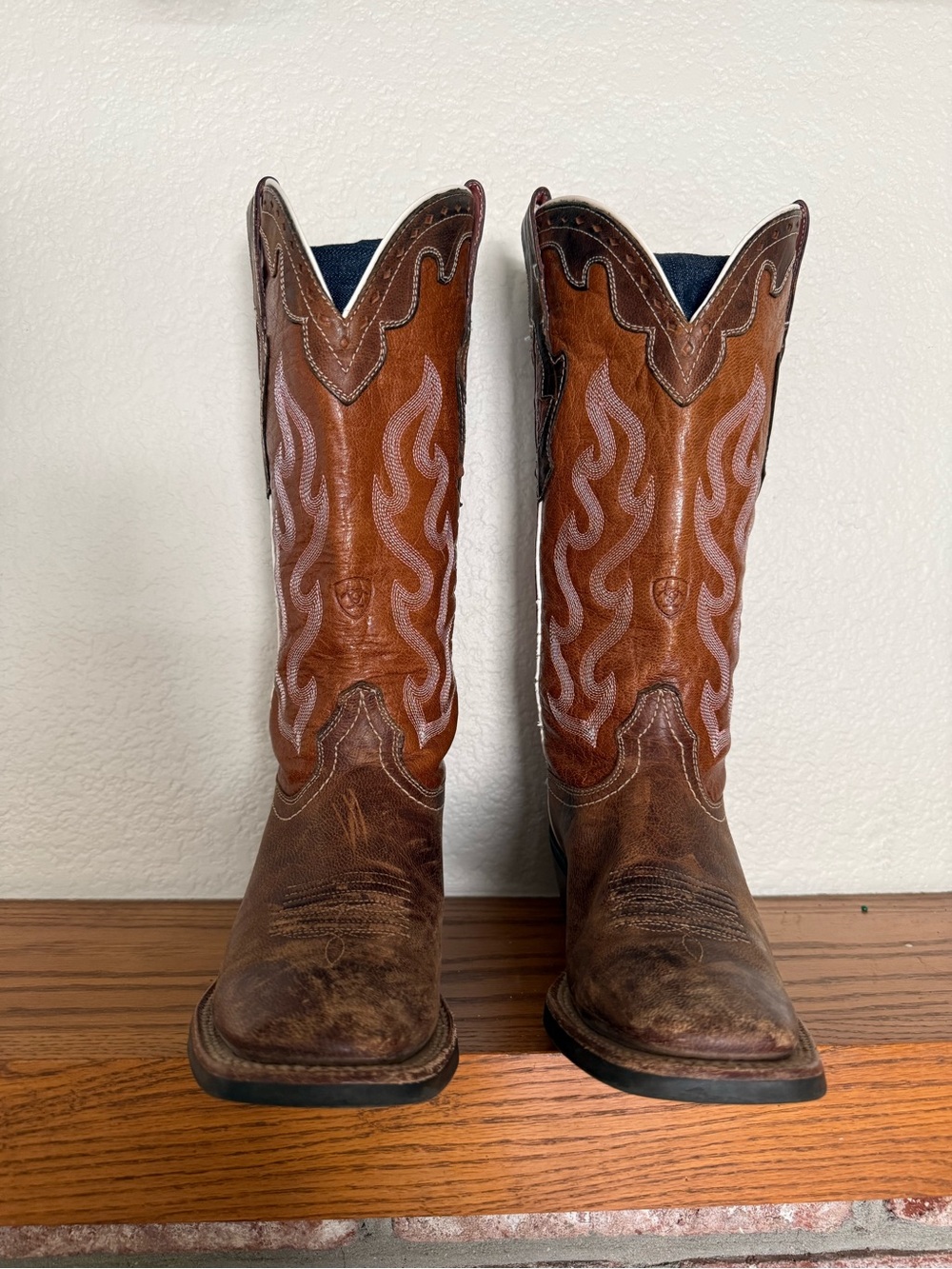 Ariat Brown Leather Western Boots with White Flame Stitching